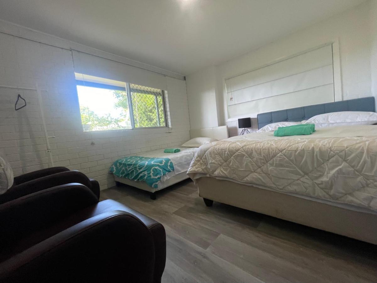 Yny Guest House Waterford Εξωτερικό φωτογραφία