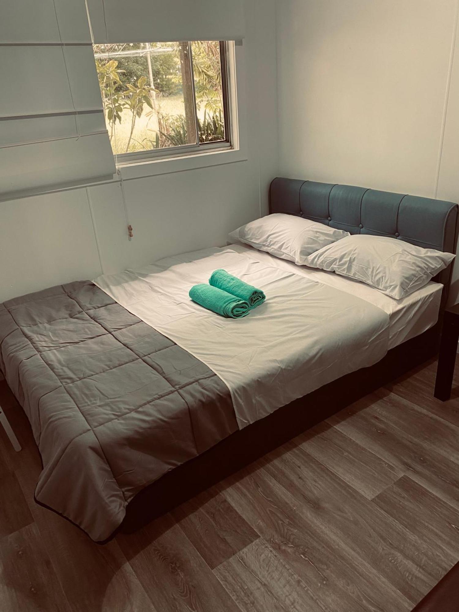 Yny Guest House Waterford Εξωτερικό φωτογραφία