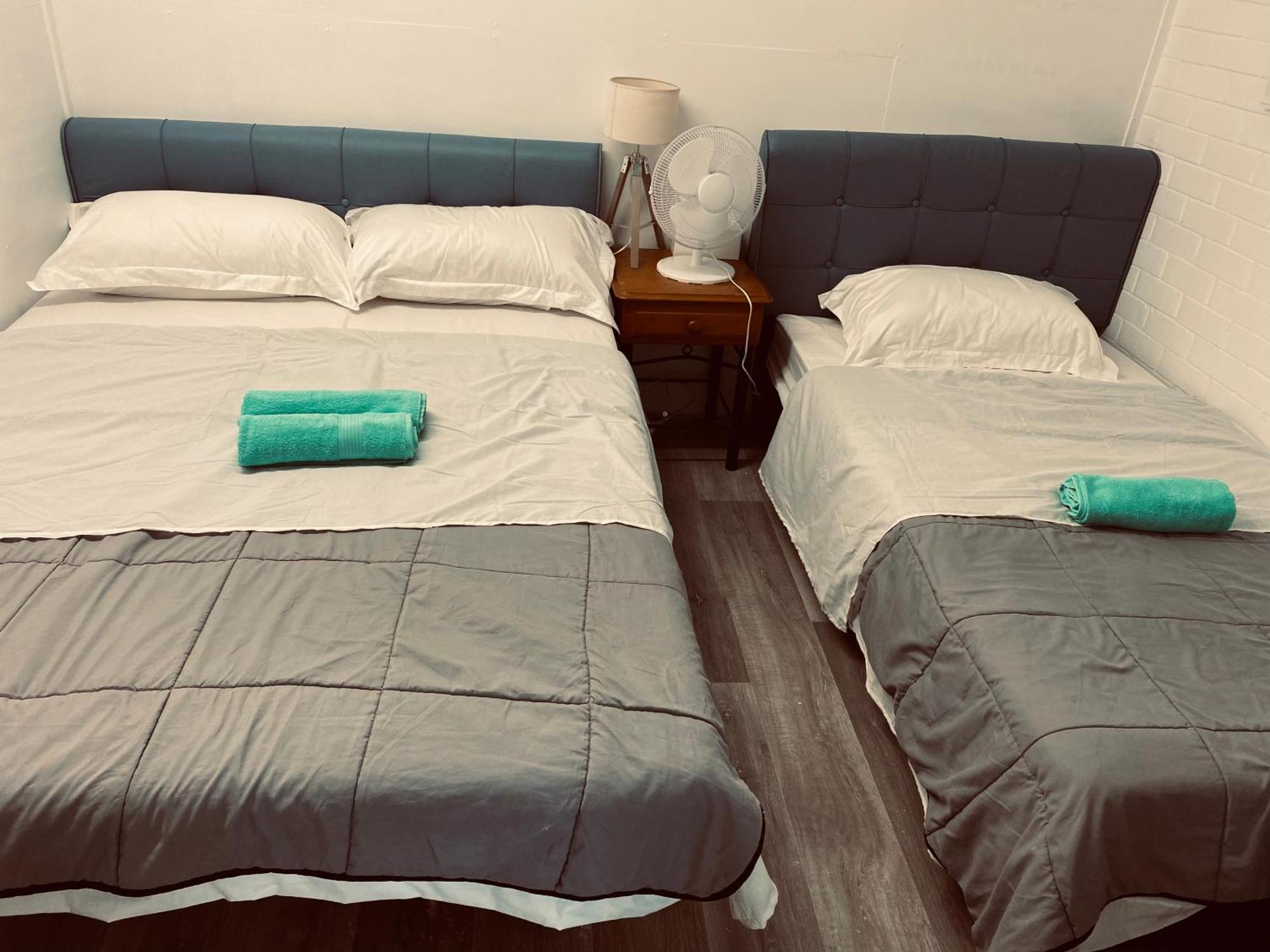 Yny Guest House Waterford Εξωτερικό φωτογραφία