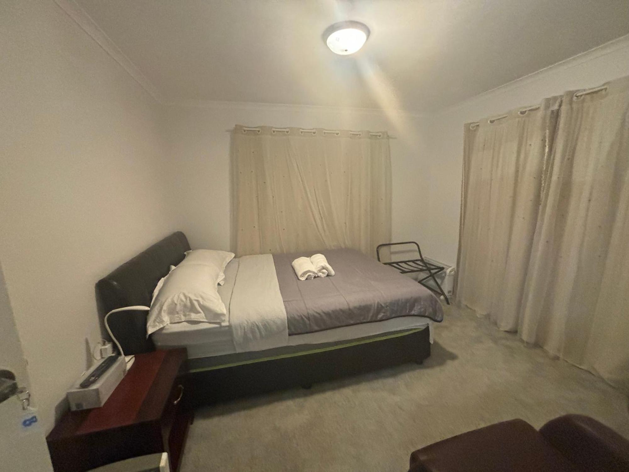 Yny Guest House Waterford Εξωτερικό φωτογραφία